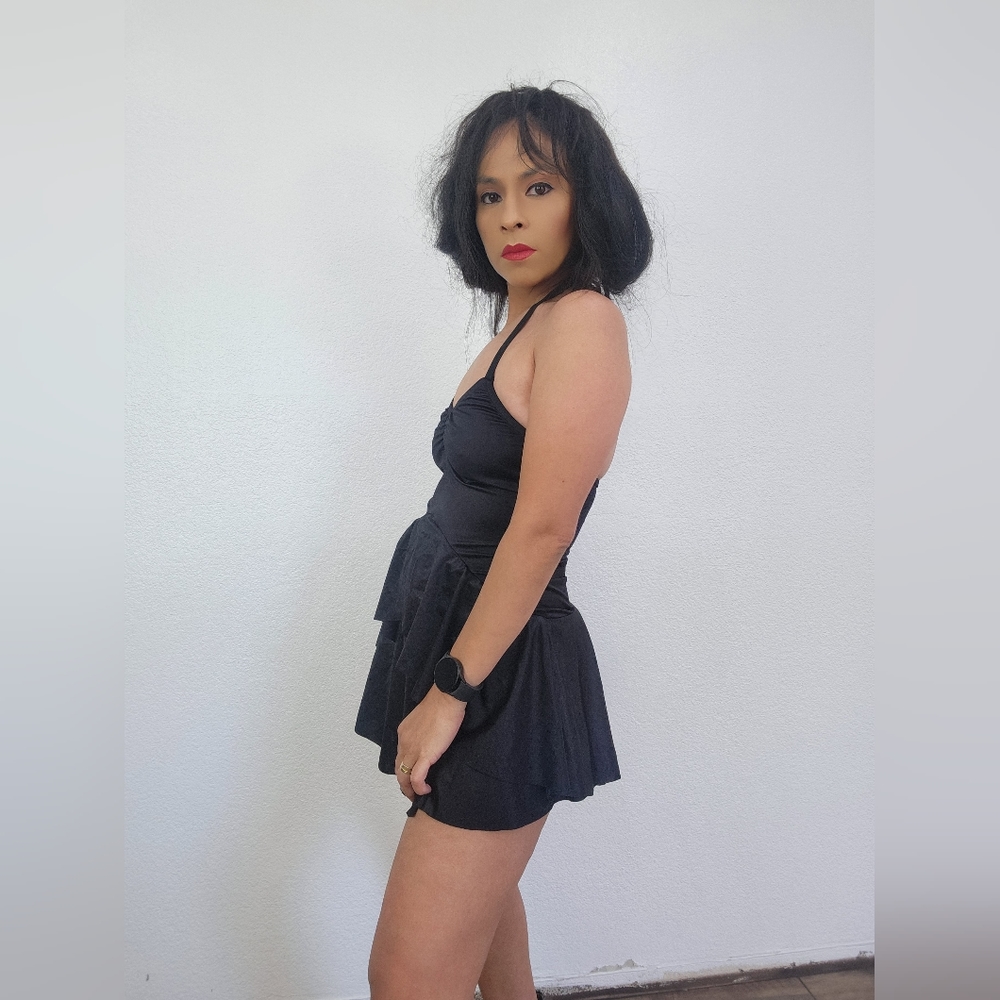 Dress - Picture 4 of 7